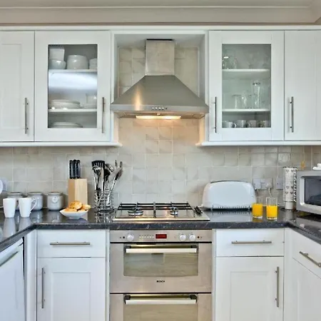 Apartment Fistral Beachside Escape - Dramatic Ocean Views *